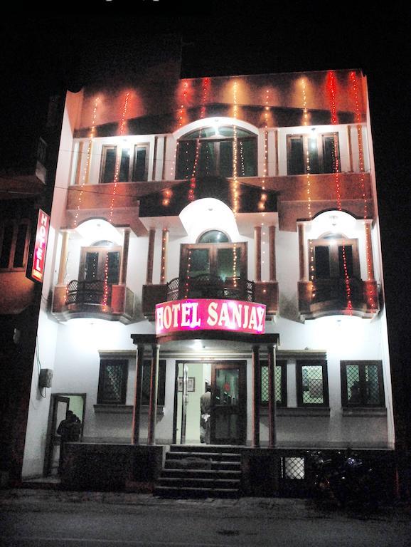 Hotel Sanjay Agra  Ngoại thất bức ảnh