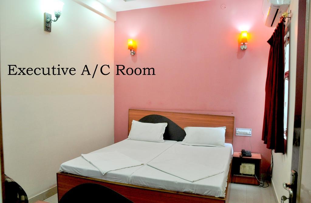 Hotel Sanjay Agra  Ngoại thất bức ảnh